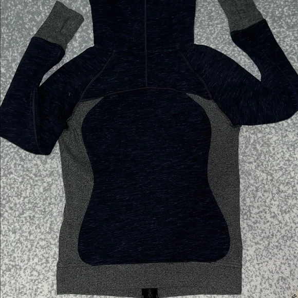lululemon athletica Scuba Full-Zip Hoodie Black and Heathered Medium Grey Size 8 - Picture 9 of 12